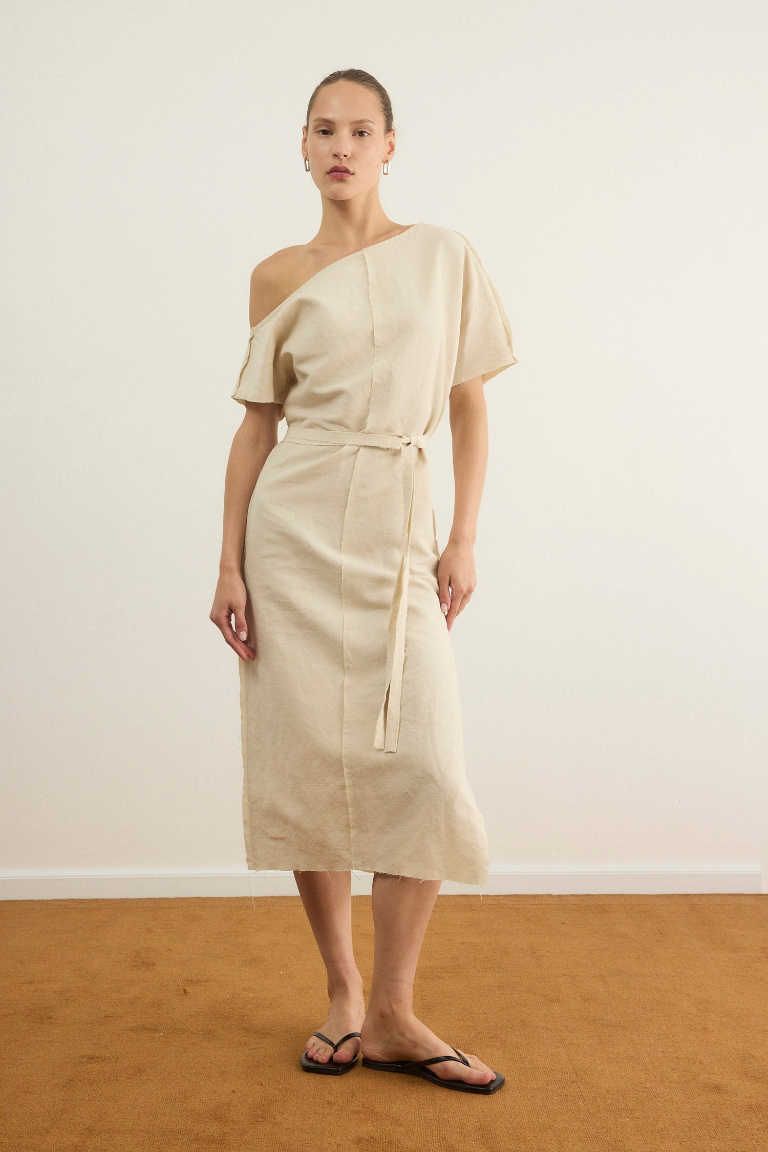 שמלת מידי אסימטרית Linen Raw